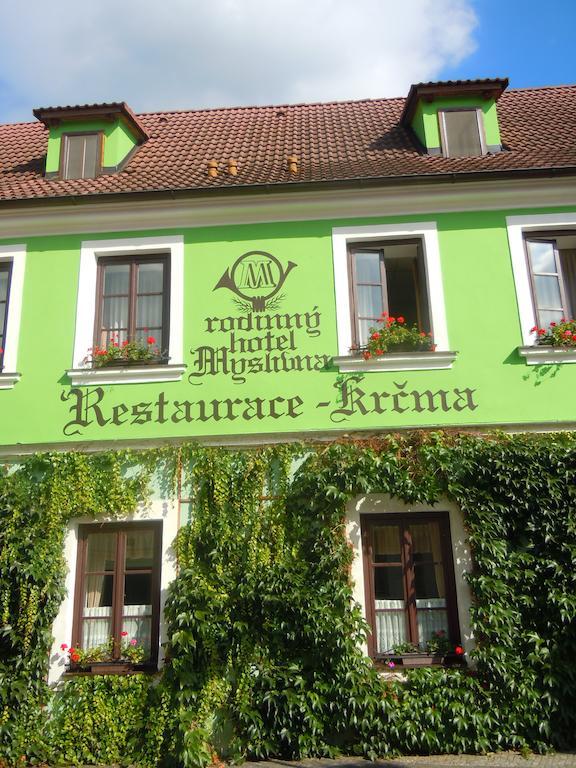 Rodinny Hotel Myslivna Trebon Exterior photo